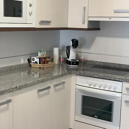 New, Cozy Plaza Del Pilar-fuenclara Apartment *