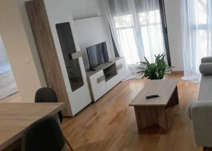 New, Cozy Plaza Del Pilar-fuenclara Appartamento *